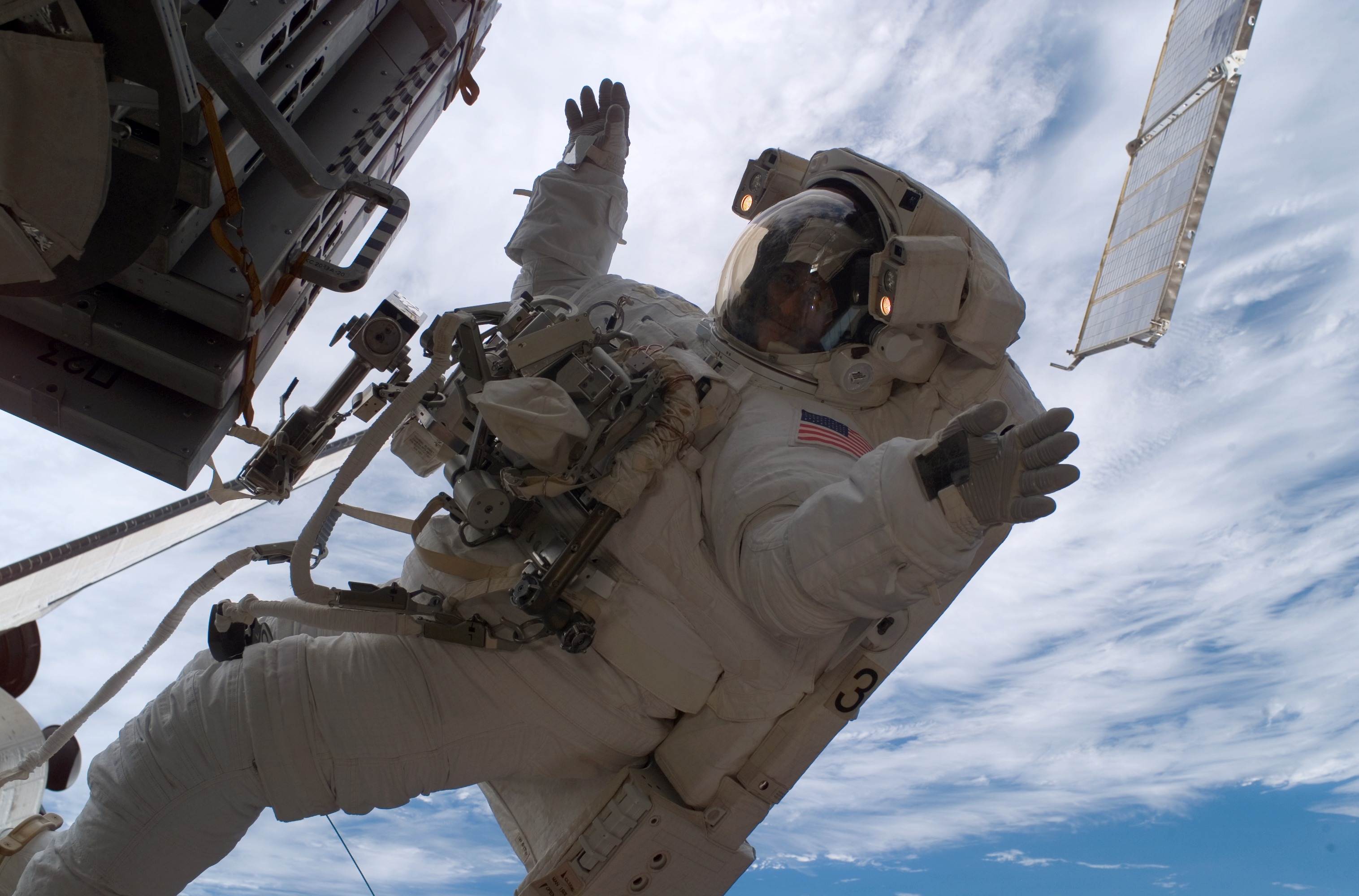 Sunita_Williams_astronaut_spacewalk.jpg