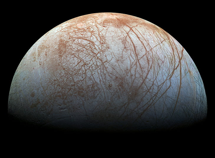 Europa. https:/www.pickpik.com/jupiter-moon-europa-icy-space-cosmos-astronomy-137142; 