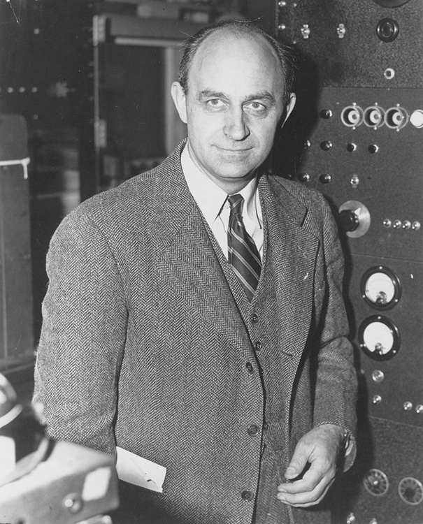 Foto do físico Enrico Fermi.